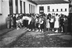 105