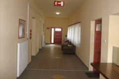 hivatal_akadalymentesitese120